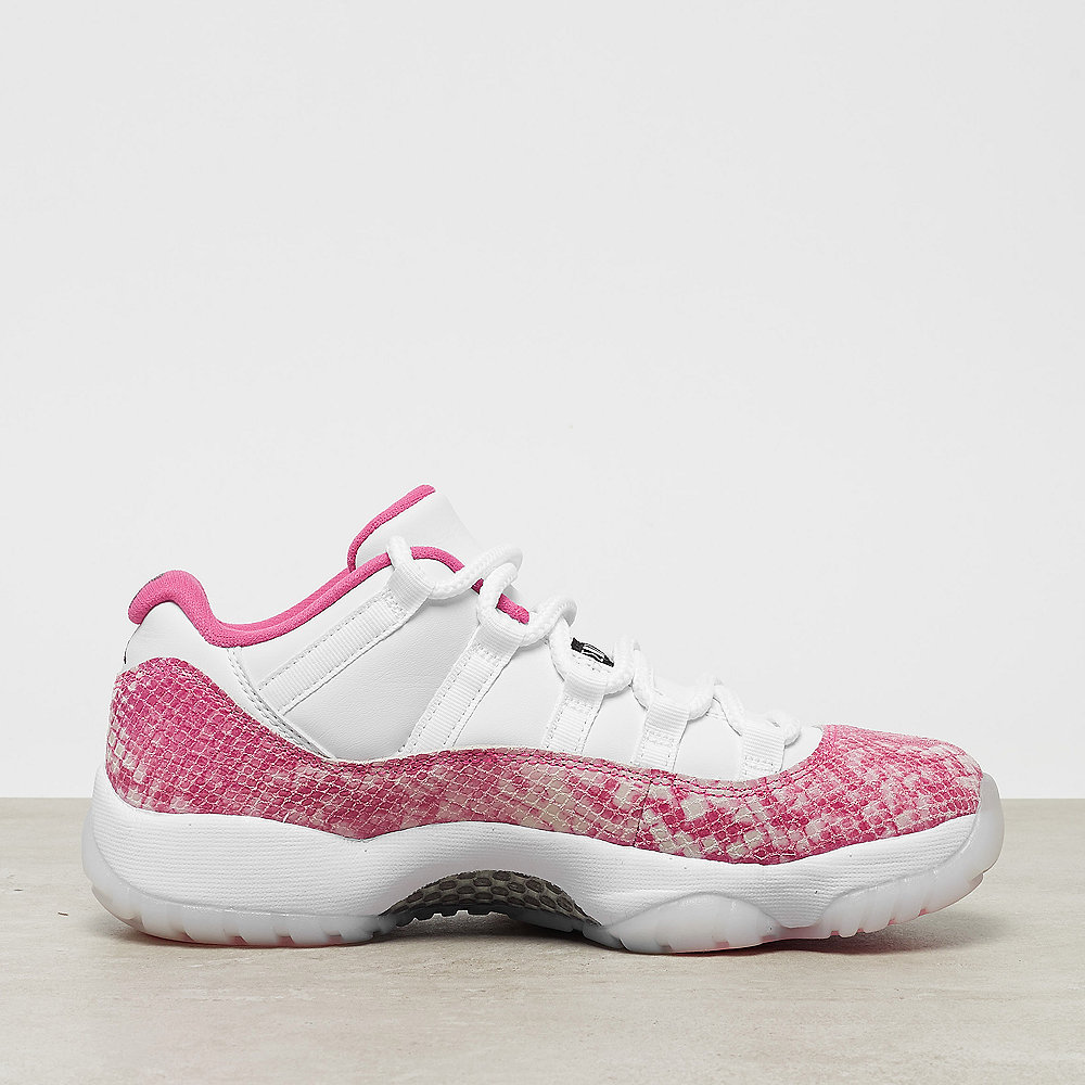 Jordan Air Jordan 11 Retro Low white / watermelon snakeskin
