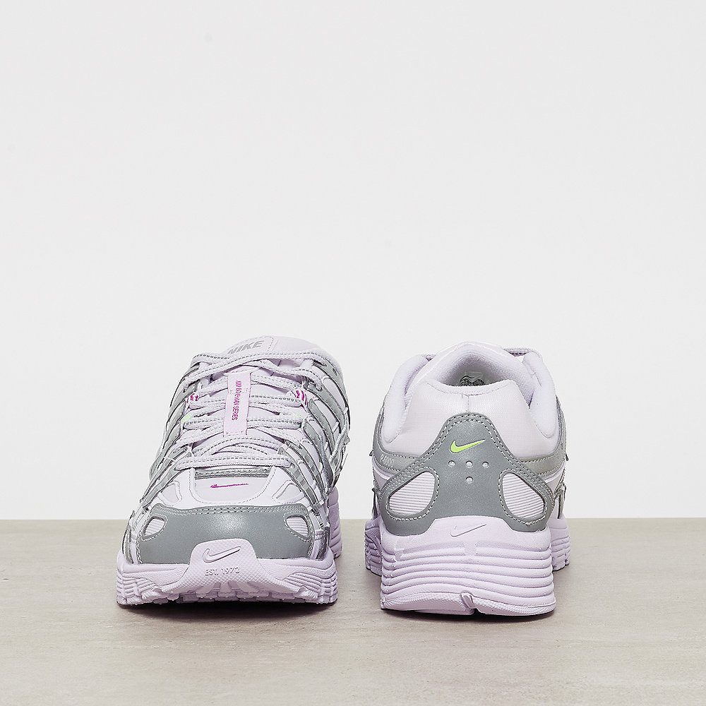 NIKE W Nike P-6000 barley grape/barley grape