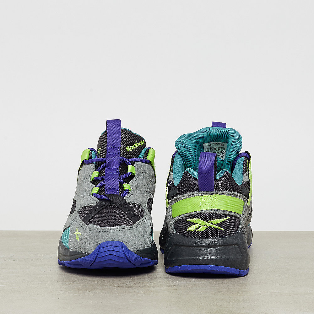 Reebok Aztrek 96 Adventure true grey 8/black/rose red