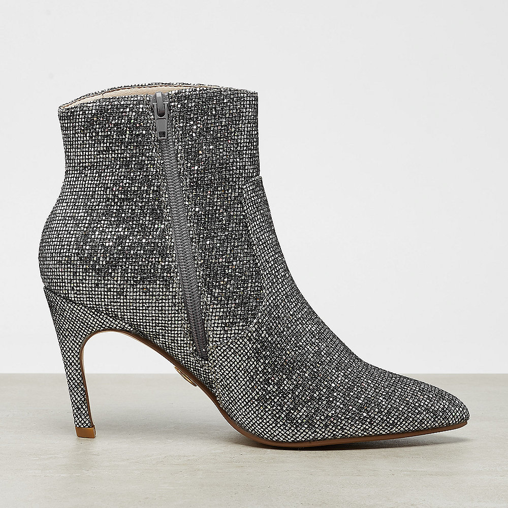 Buffalo Adina silver