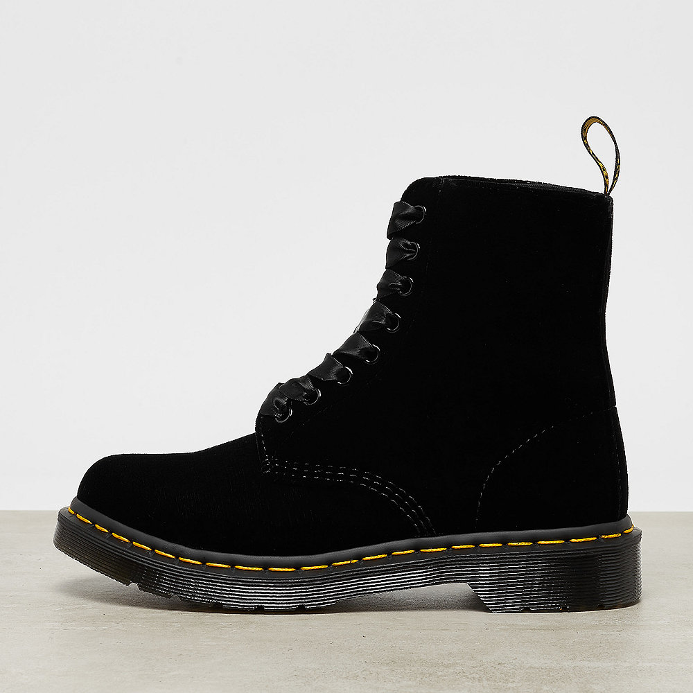 Dr. Martens 1460 Pascal black velvet