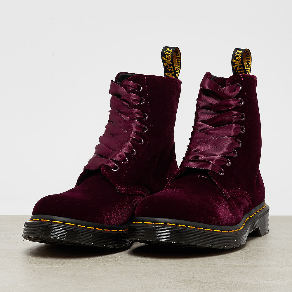 Dr. Martens 1460 Pascal cherry red velvet