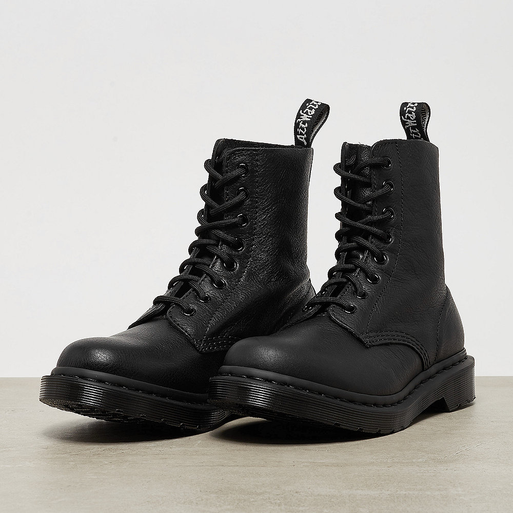Dr. Martens Pascal Monocrome black virginia