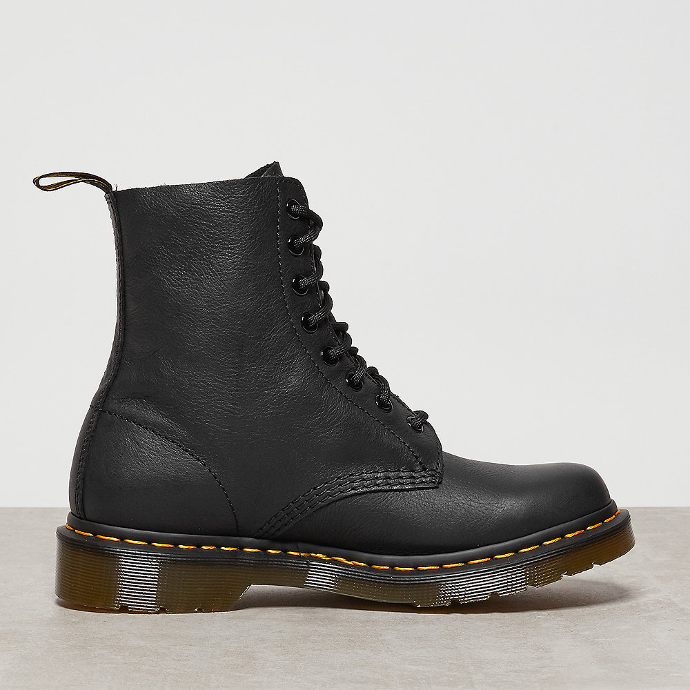 Dr. Martens Pascal Virginia black online bei ONYGO