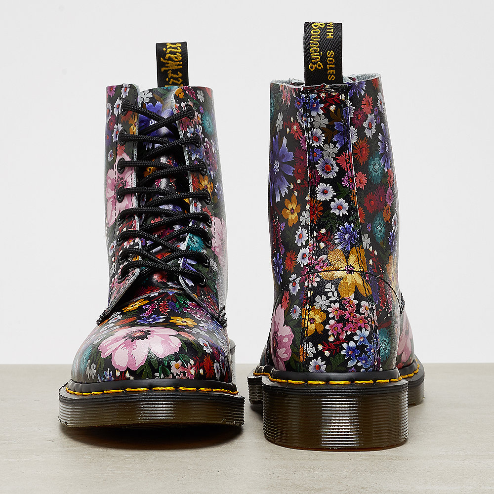 Dr. Martens Pascal Wanderlust black/mallow pink