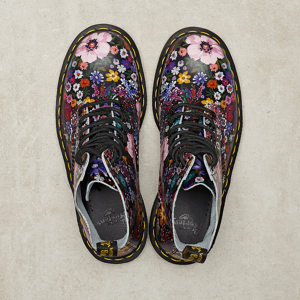 Dr. Martens Pascal Wanderlust black/mallow pink