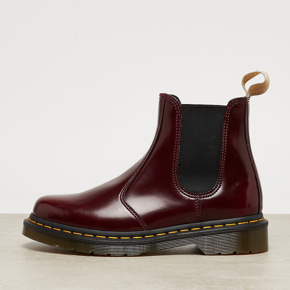 Dr. Martens Vegan 2976 Chelsea Cherry Red Cambridge Brush
