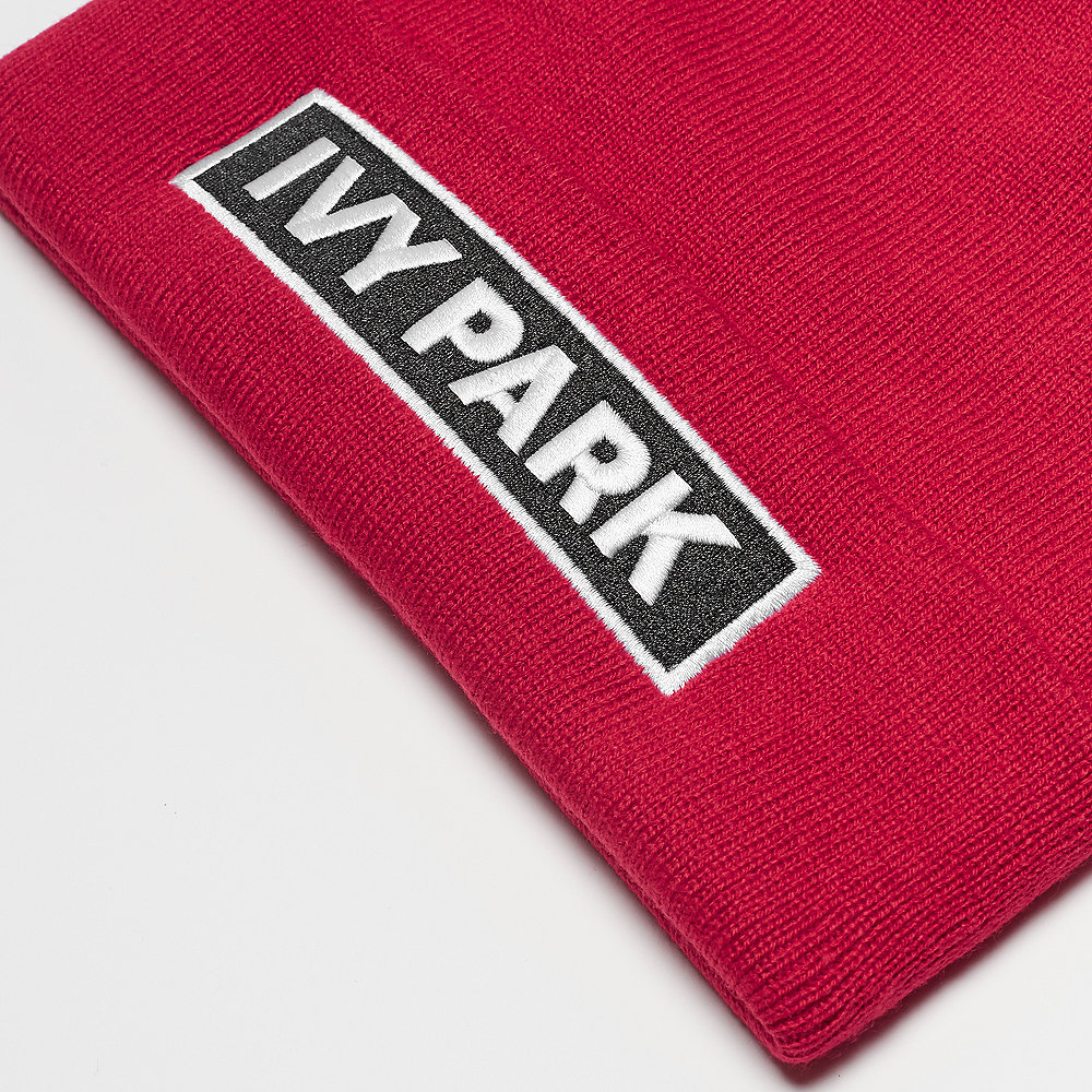 IVY PARK Badge Logo Beanie rose red