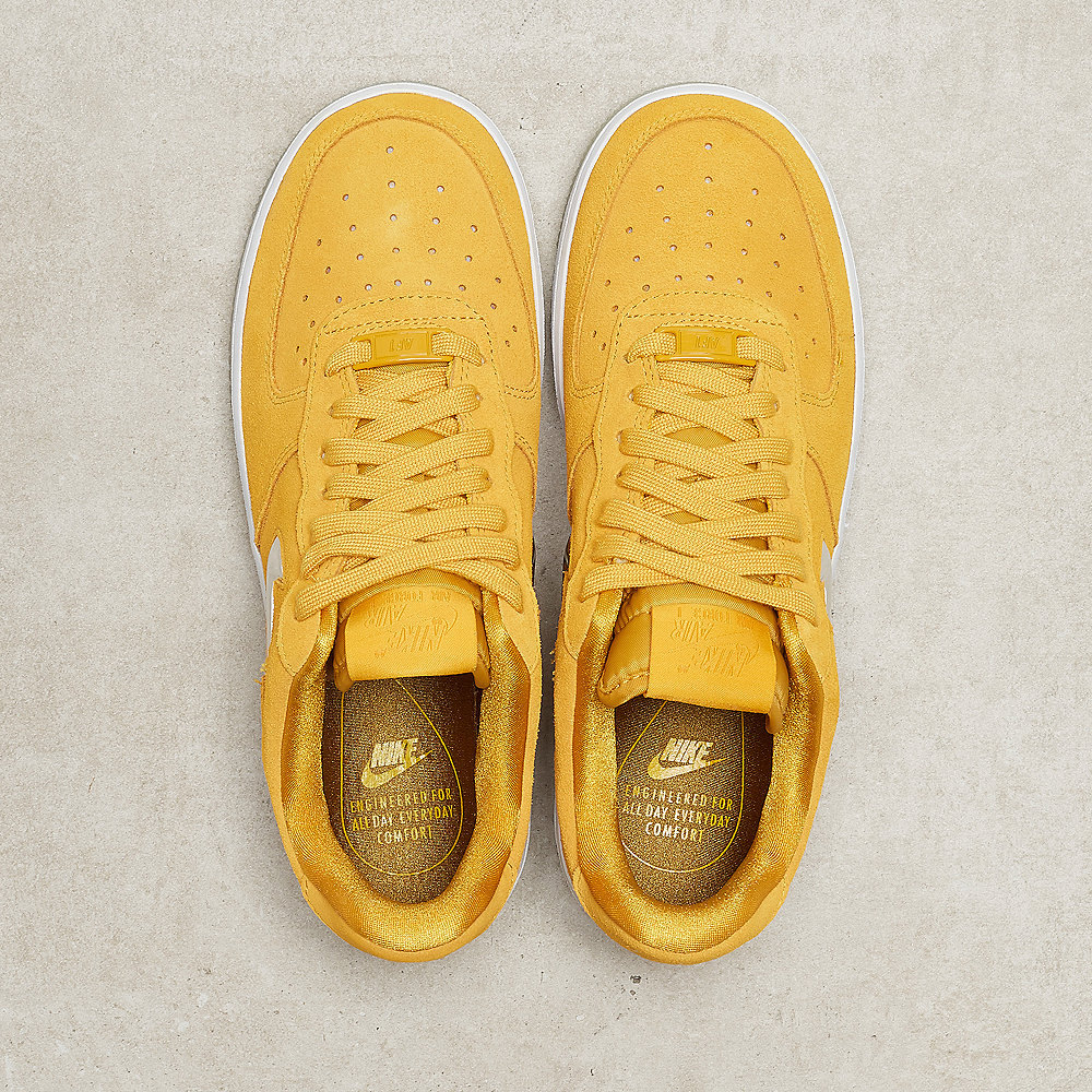 NIKE Air Force 1 '07 Premium LX yellow ochre/metallic silver-whit