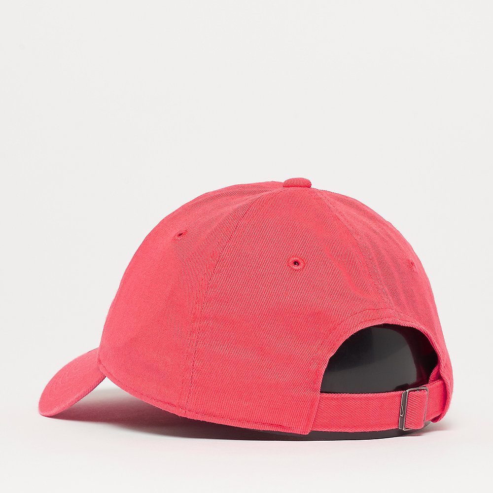 NIKE W NSW H86 Cap Futura Classic ember glow/white