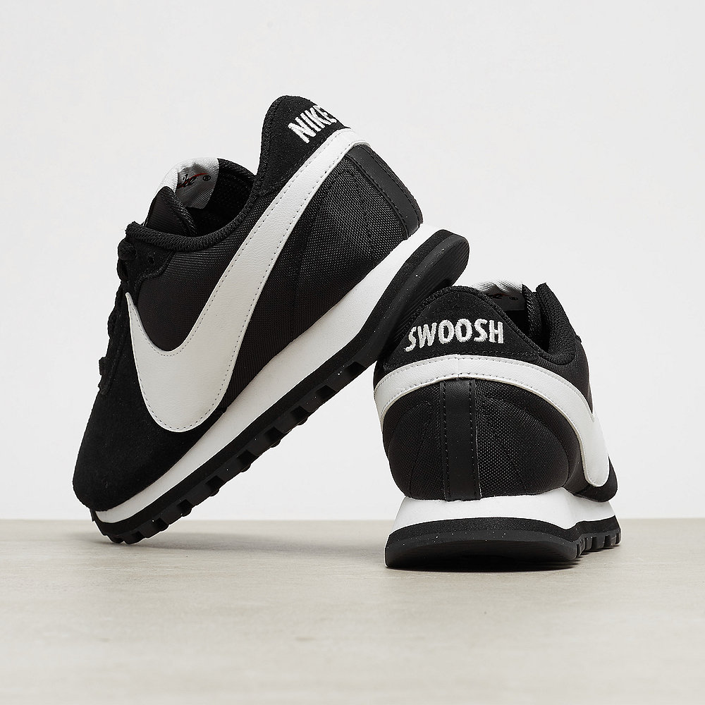 nike pre love ox mens