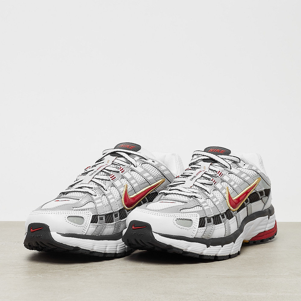NIKE W NIKE P-6000 white/varisty red-mtlc platinum
