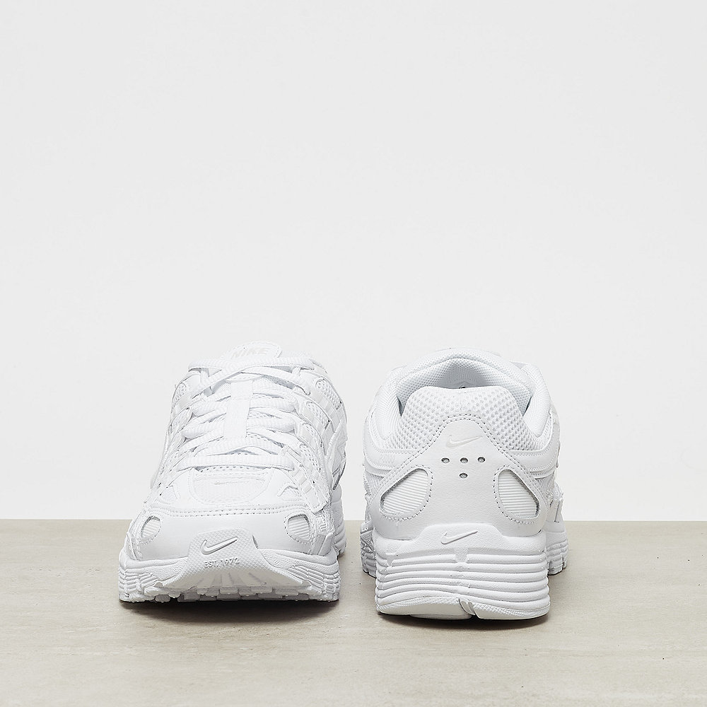 NIKE W NIKE P-6000 white/white-platinum tint