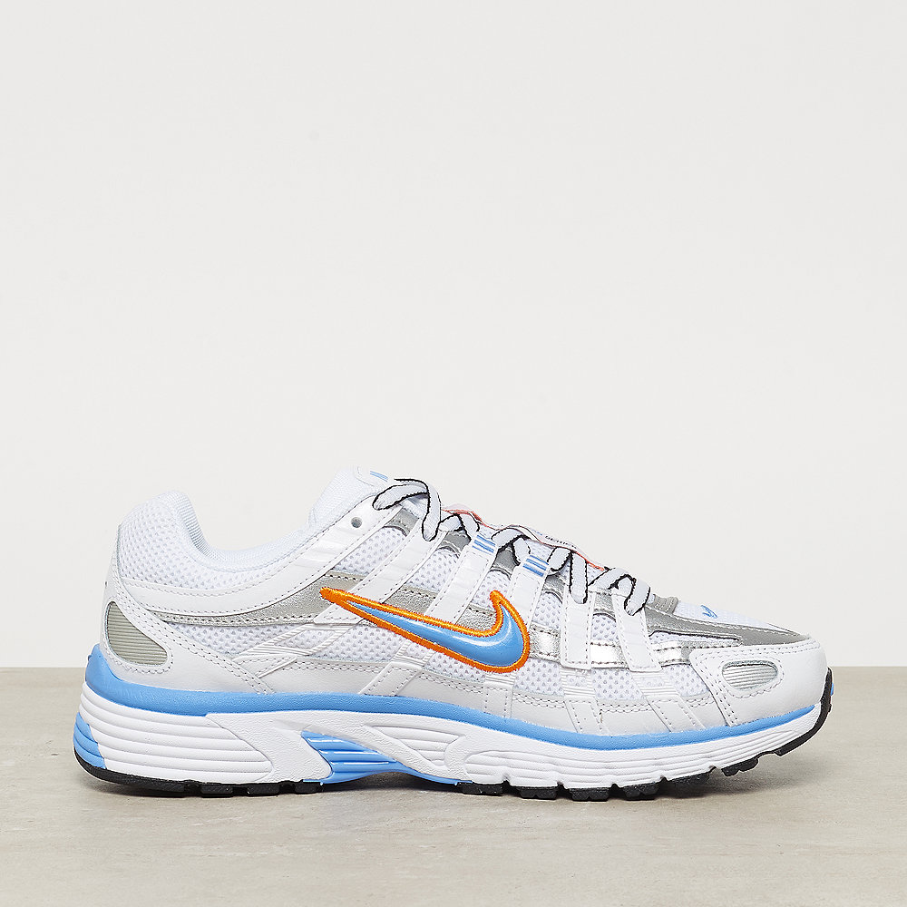 NIKE W NIKE P-6000 white/university blue metallic silver