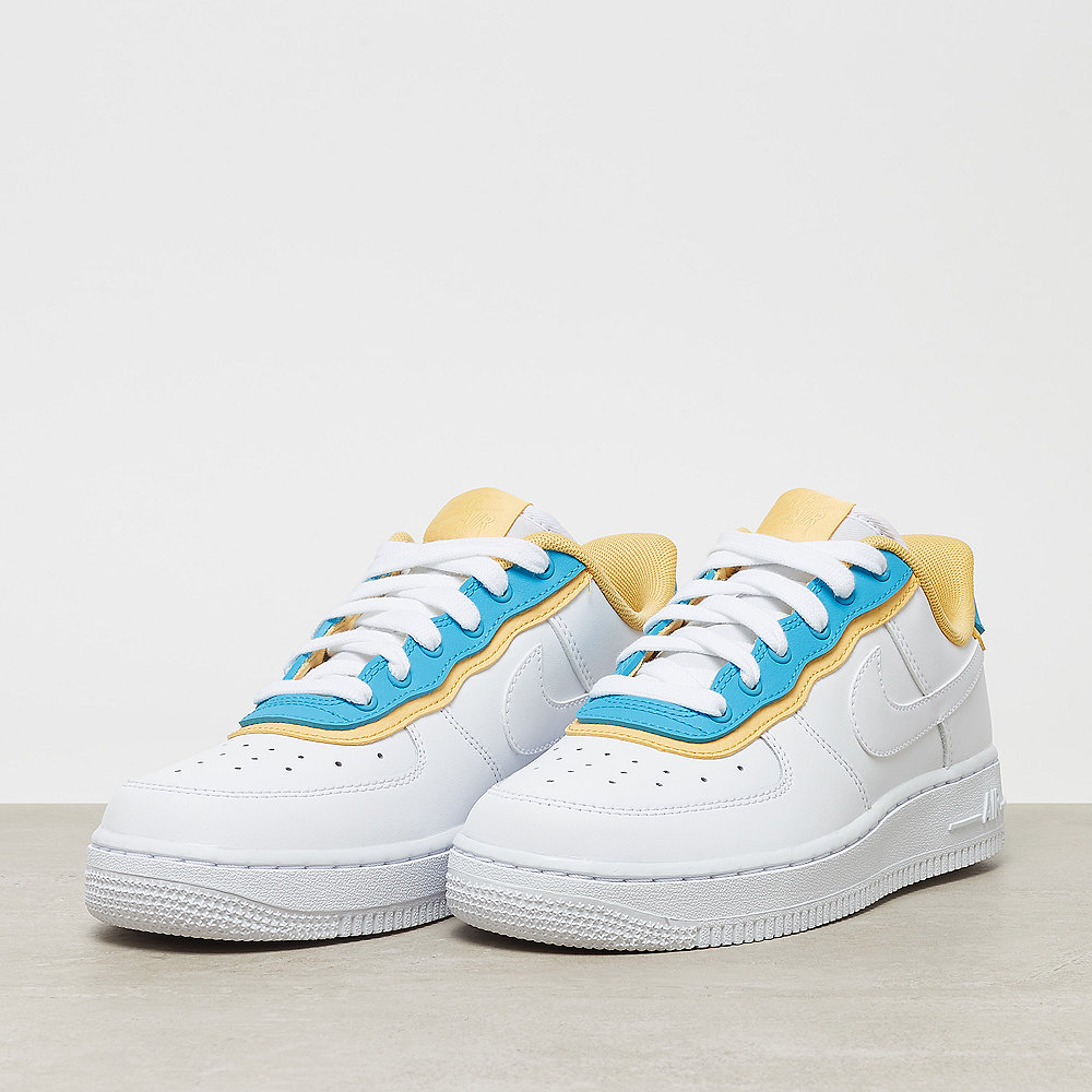NIKE Wmns Air Force 1 '07 SE white/white-lt blue fury-topaz gold