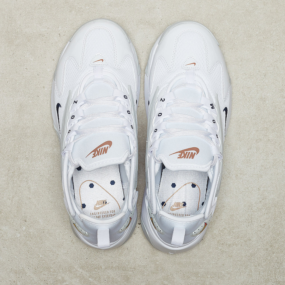 NIKE Nike Zoom 2K white/midnight navy/metallic red bronze