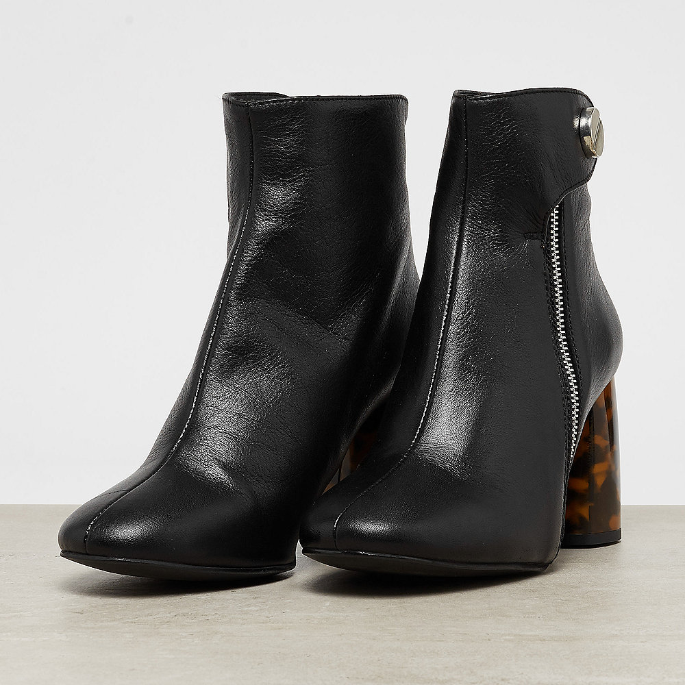 ONYGO Lia black