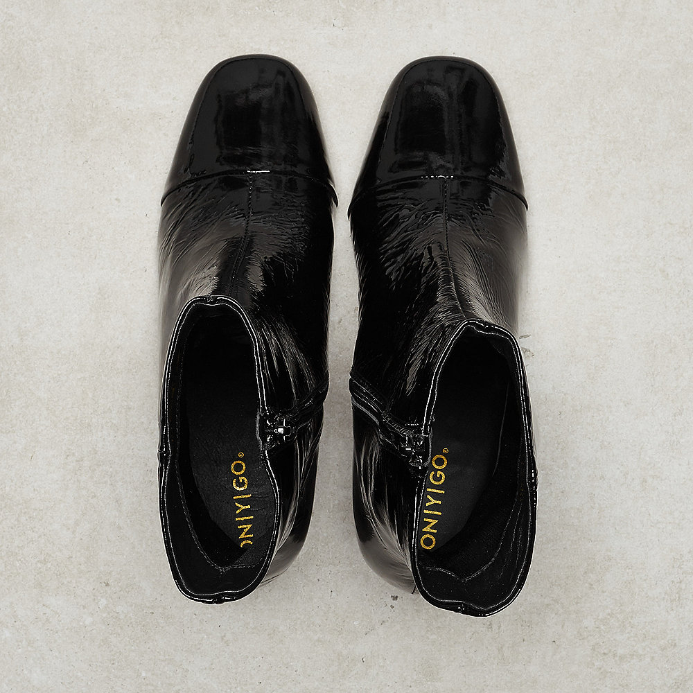 ONYGO Luise black