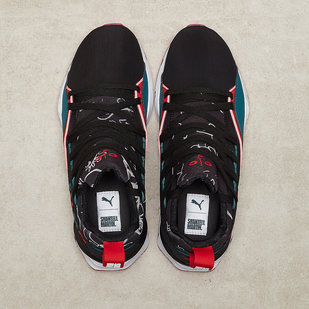 Puma PUMA x Shantell Martin Muse Maia Graphic black-spiced coral