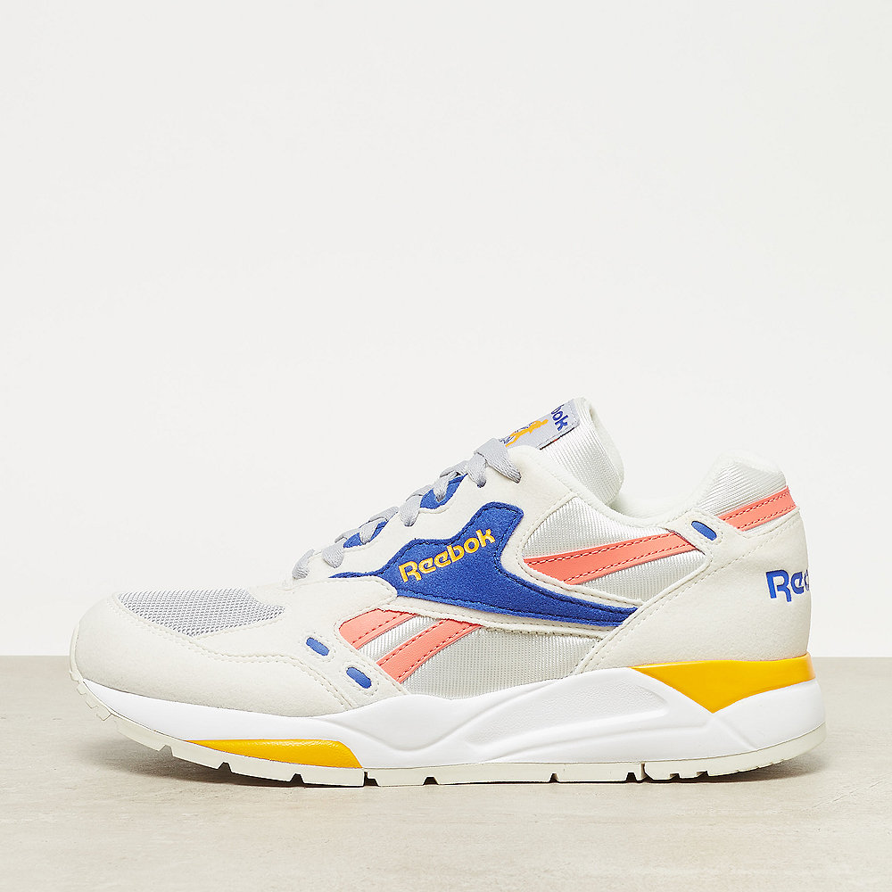Reebok Bolton Essential MU chalk/cold gry/crsuh trekgold/pink wht