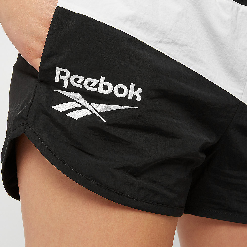 Reebok CL V Shorts black