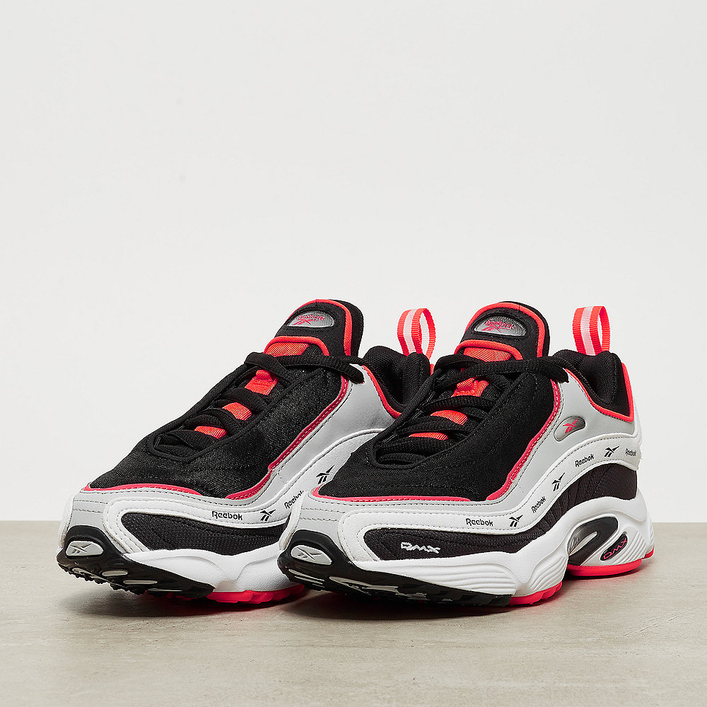 Reebok Daytona DMX Vector black/skull grey/white/neon red