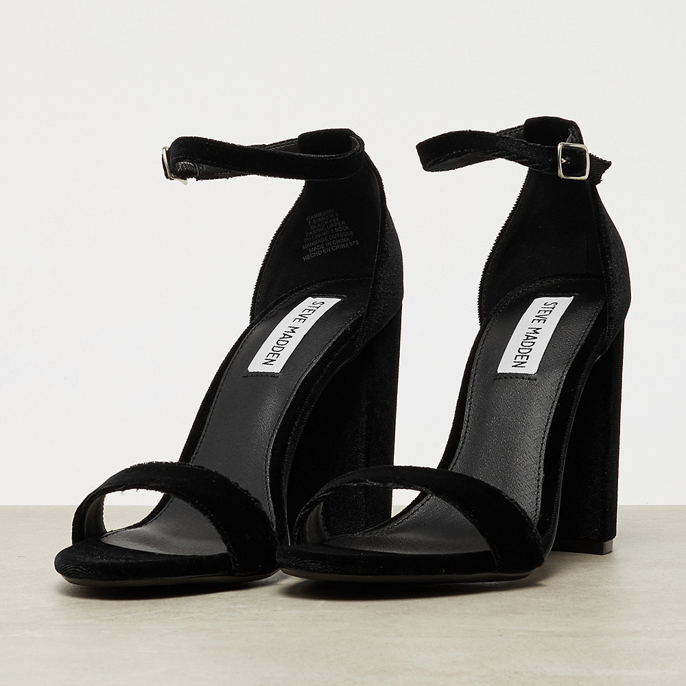 Steve Madden Carrson black velvet
