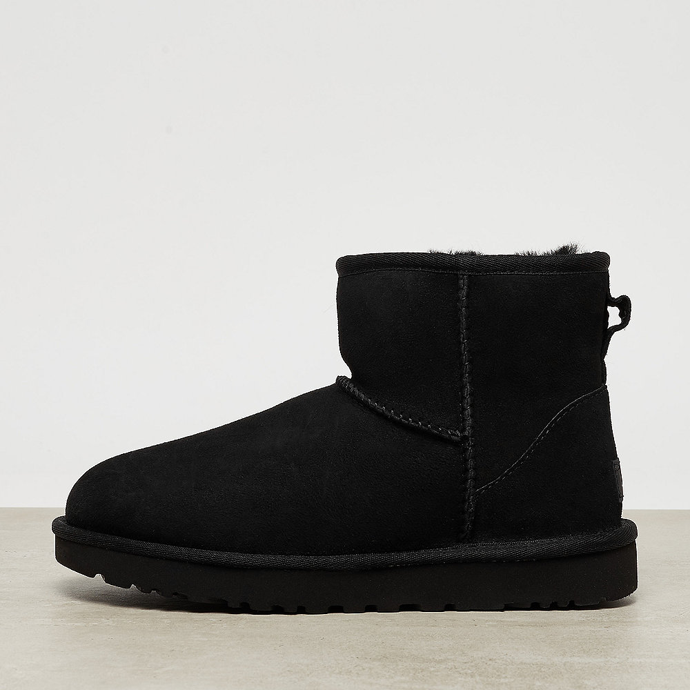 UGG Classic Mini II black