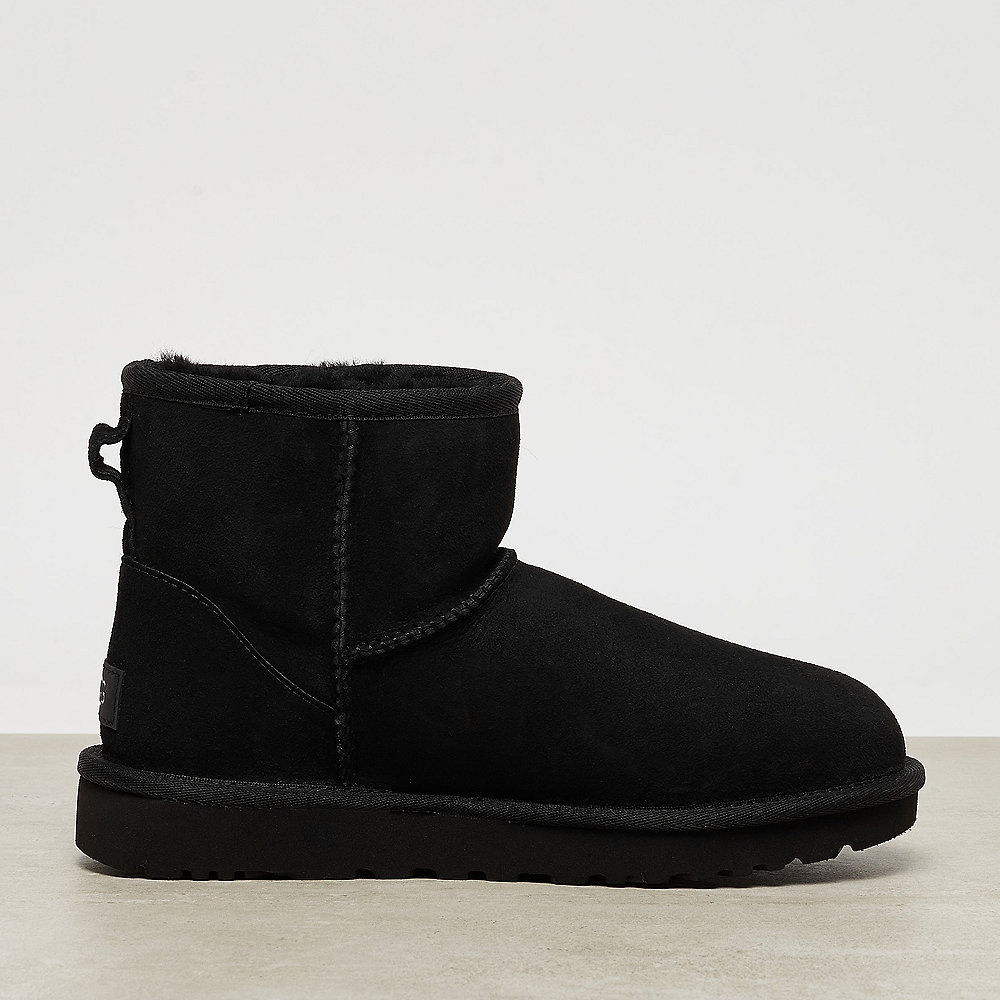 UGG Classic Mini II black