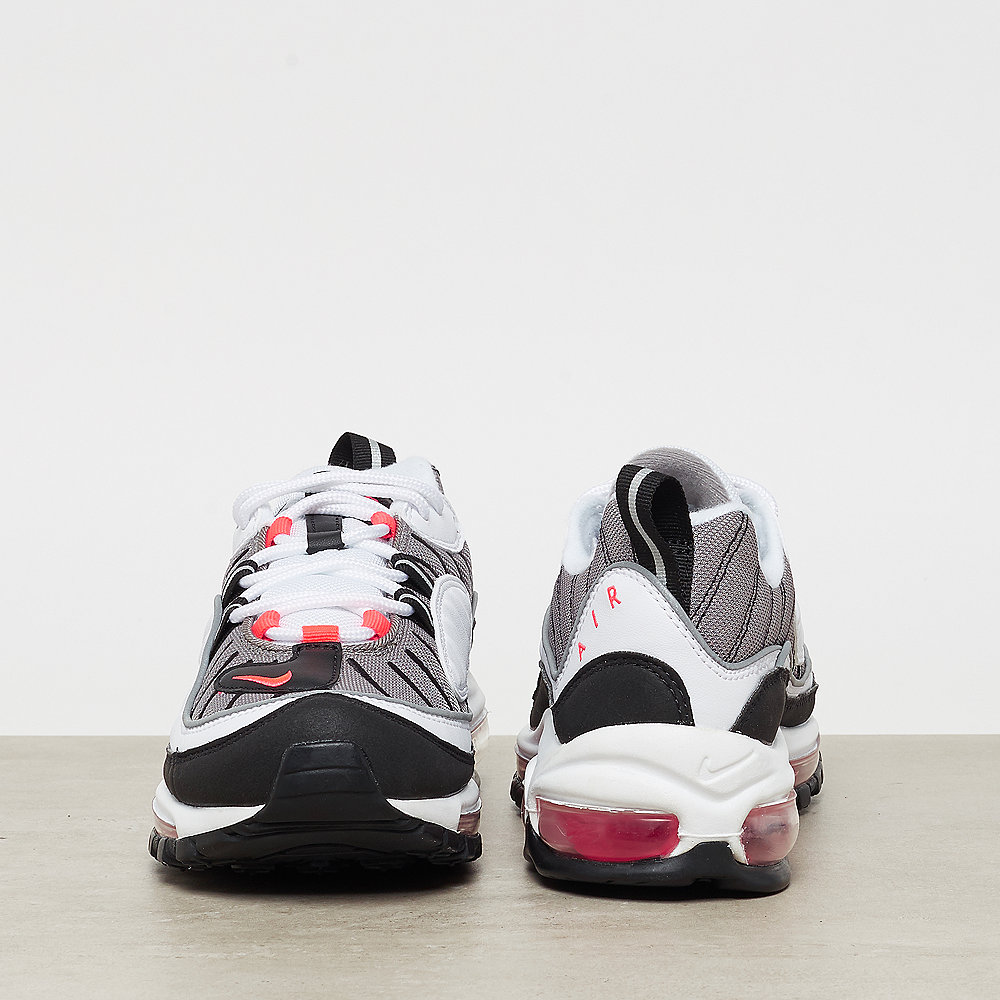 NIKE Wmns Air Max 98 white/solar red-dust-reflect silver