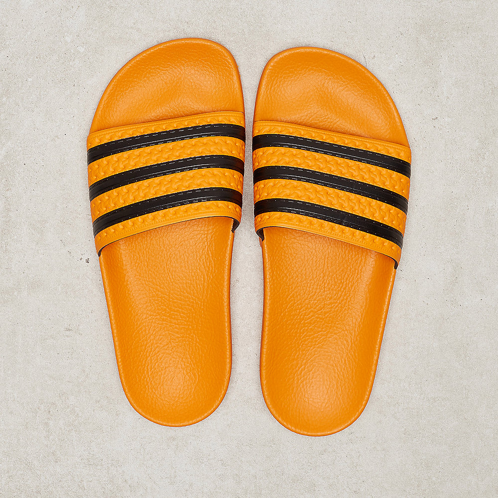 adidas Adilette real gold/score black/real gold