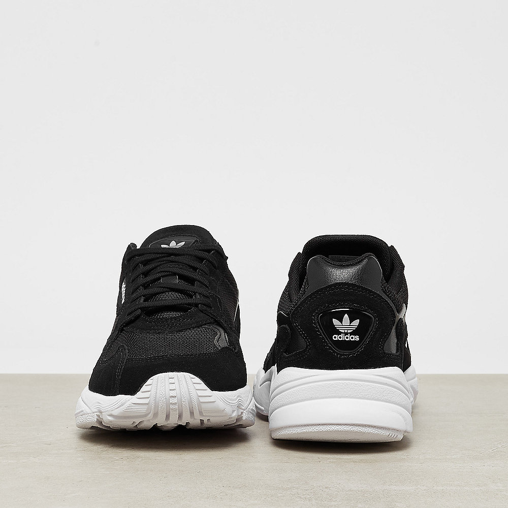adidas Falcon W core black/core black /ftw white