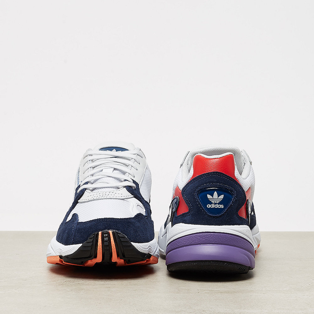 adidas Falcon W white/crystal white/crystal white/collegiate navy