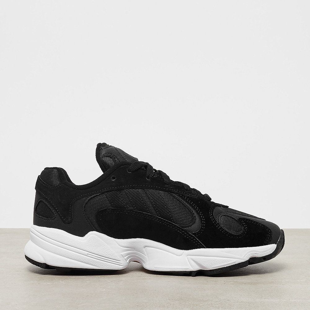 adidas Yung-1 core black/core black/white